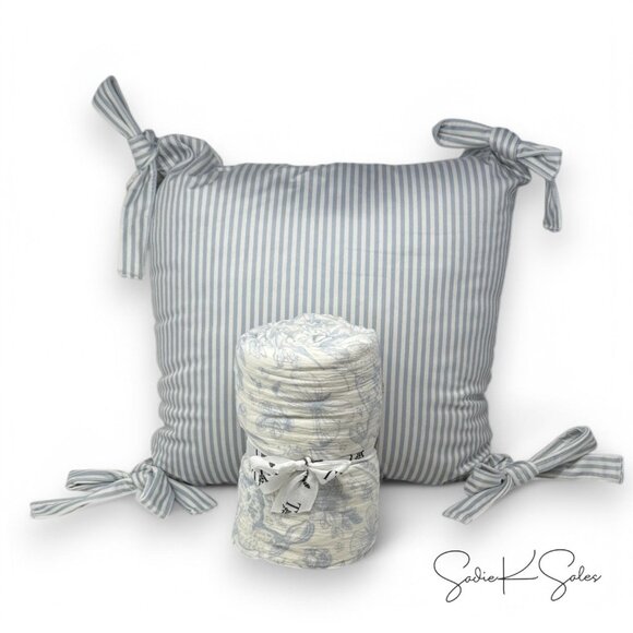 My Texas House Blue Bunny Toile Printed Dutch Velvet Easter Pillow 20" Spring - Picture 7 of 8